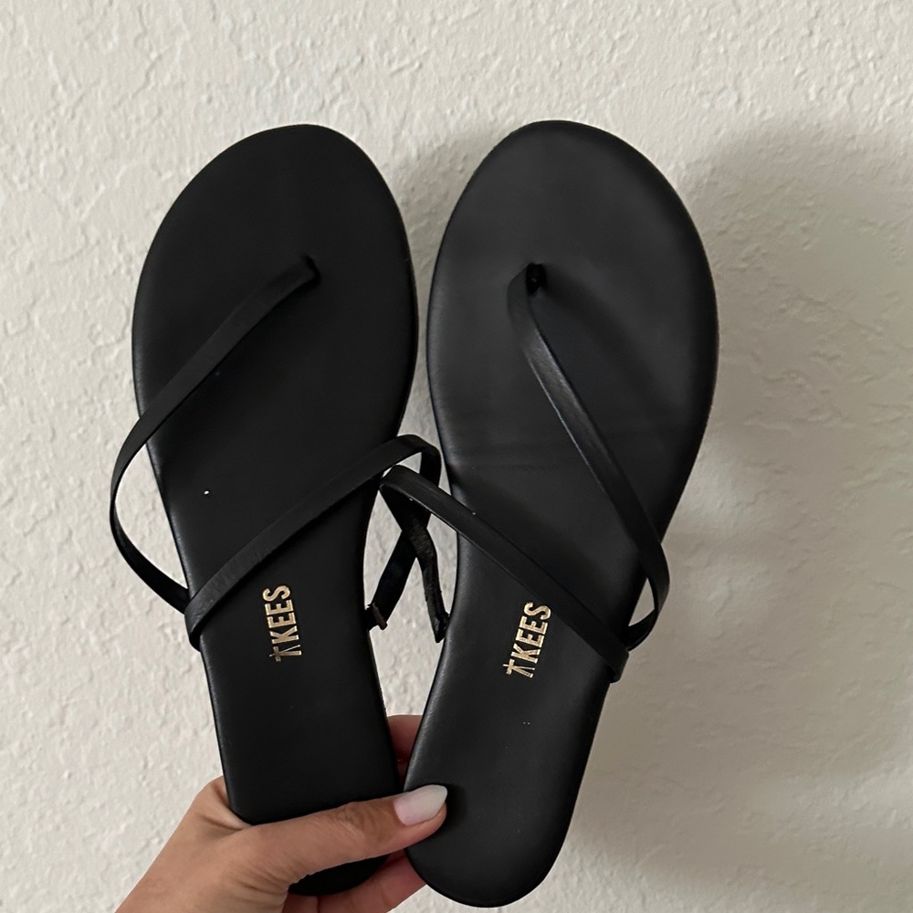 TKEES Sarit Women's Strappy Black Sandals